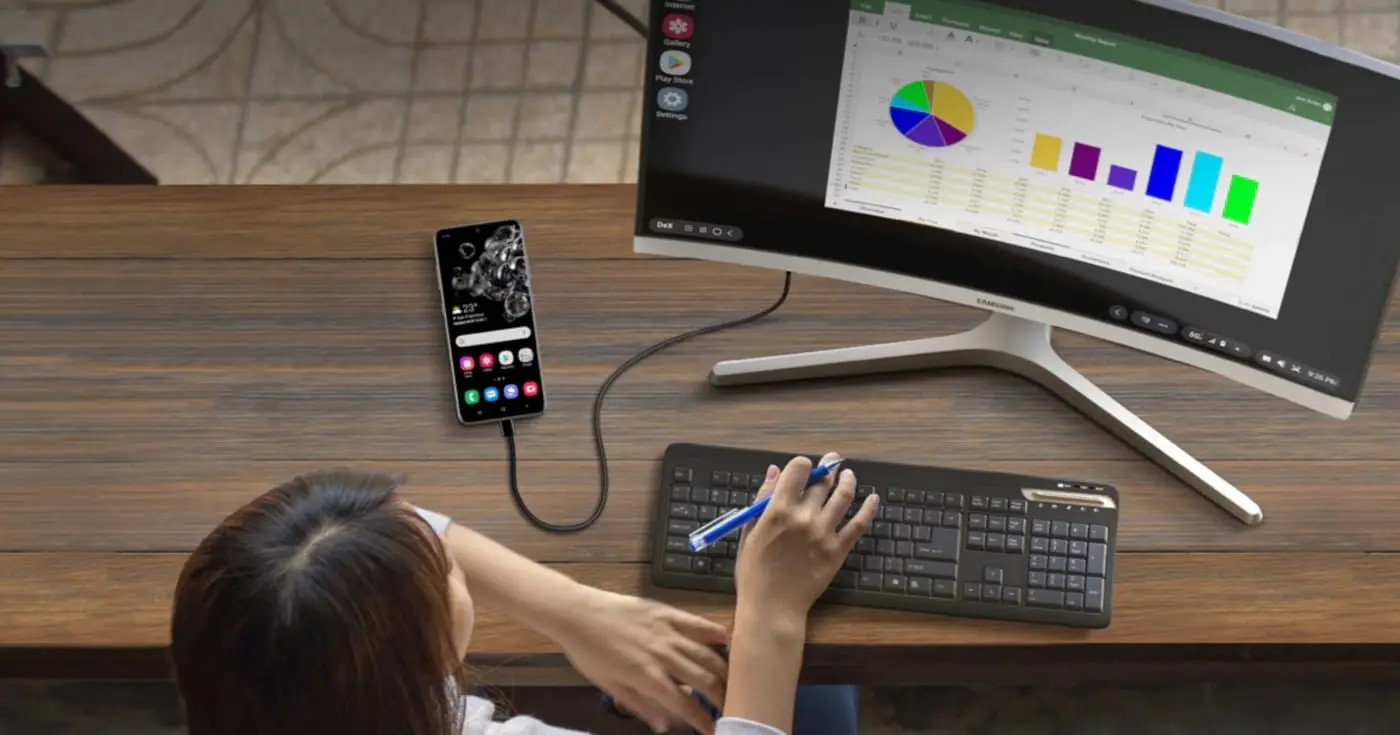 Interfejs Samsung Dex na monitorze